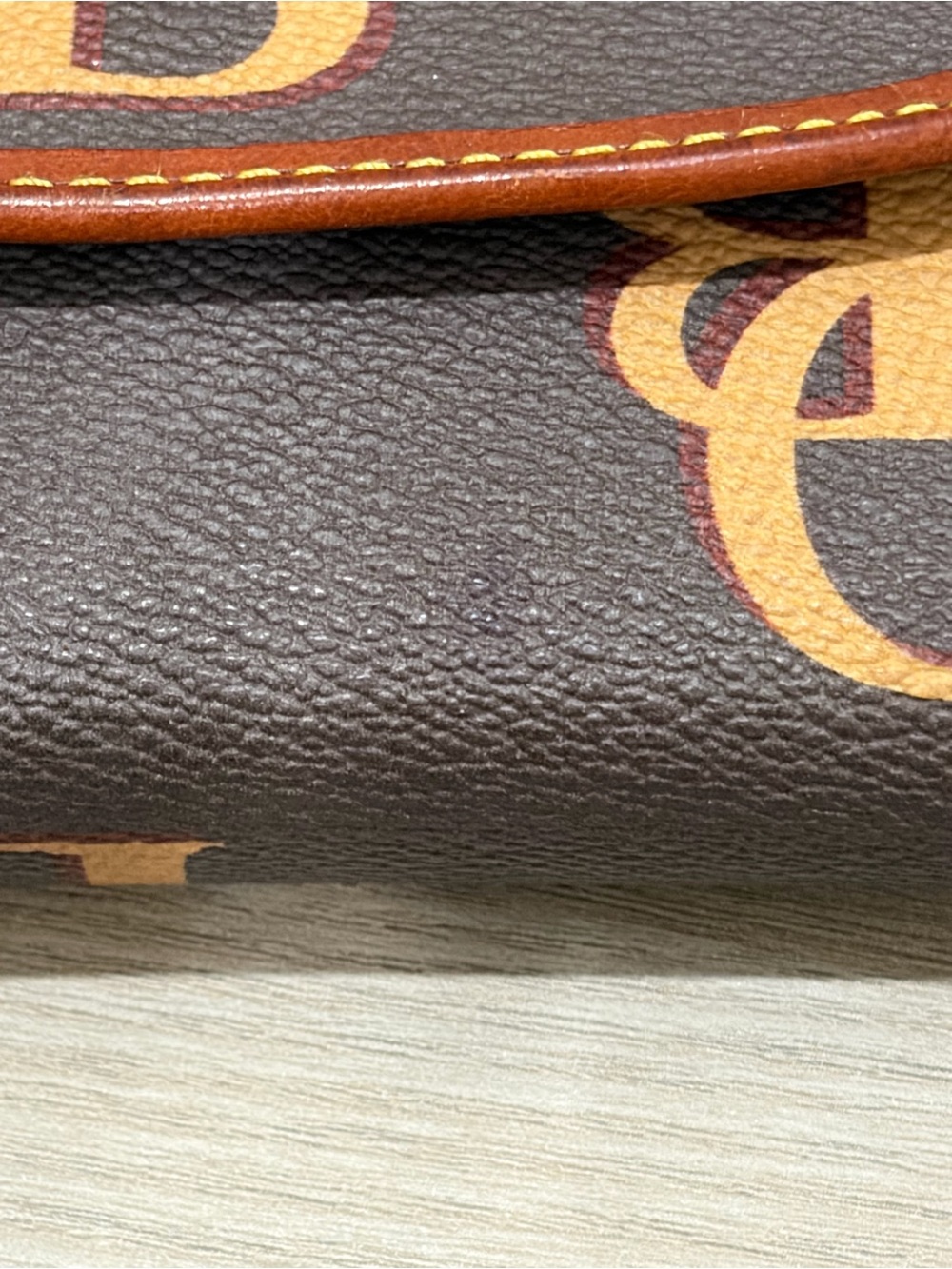 Dooney & Bourke Cognac Brown Leather Long Wallet with ID Window - Picture 4 of 8